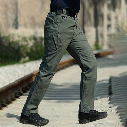 ELMER - Sustainable cargo pants for men 