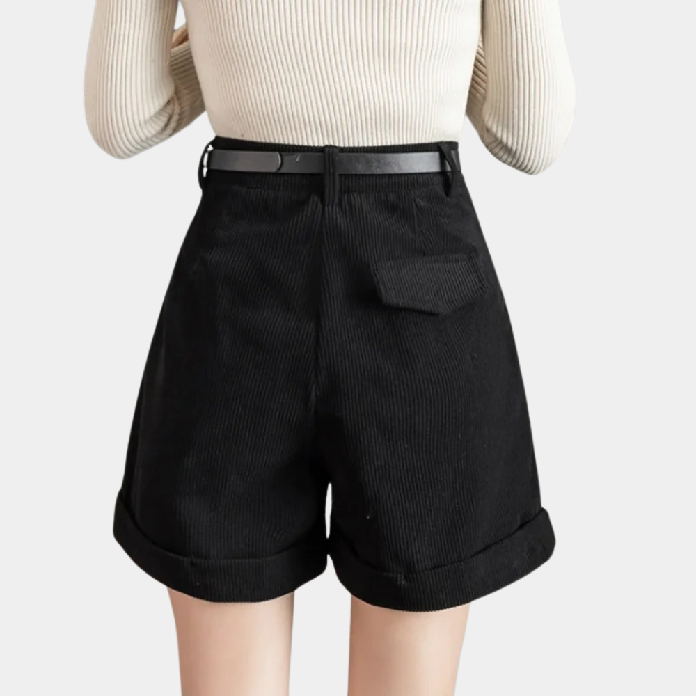 Elmeena - Comfortable corduroy women's shorts