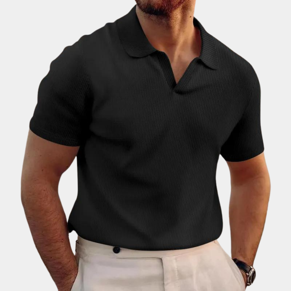 Men's casual shirt with v-neck and lapel