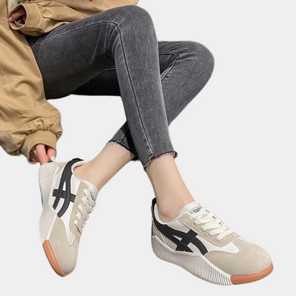 Ultra-comfortable women's sneakers