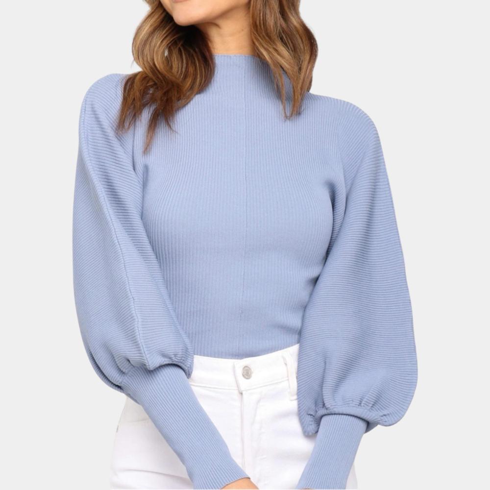 Elegant women's sweater with long sleeves