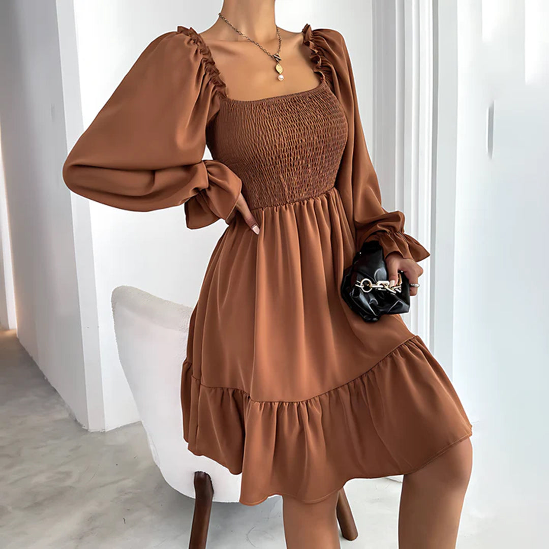 ARIA - Stylish dress with ruffles