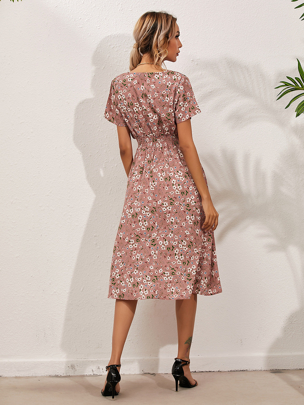 Farah | Elegant summer dress with floral print 