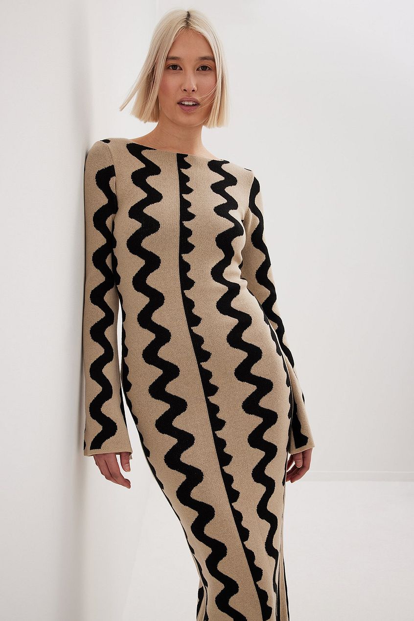 Portia® Elegant knitted dress with long sleeves