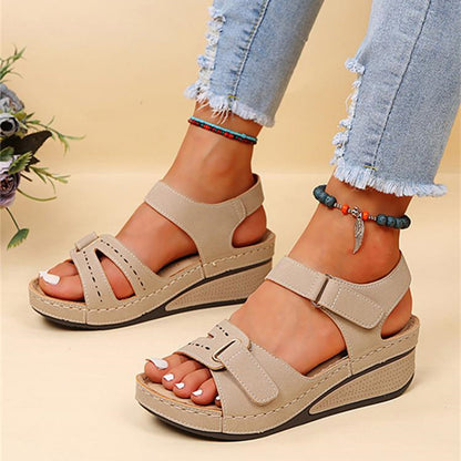 Medhanit - Comfortable sandals